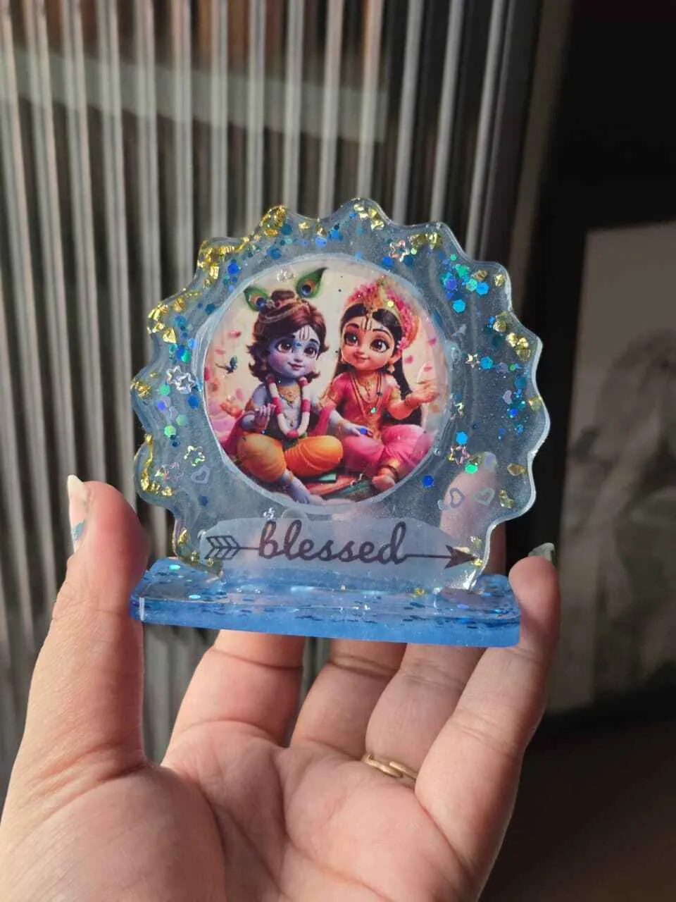 Handmade Resin Radha Krishna Decorative Stand